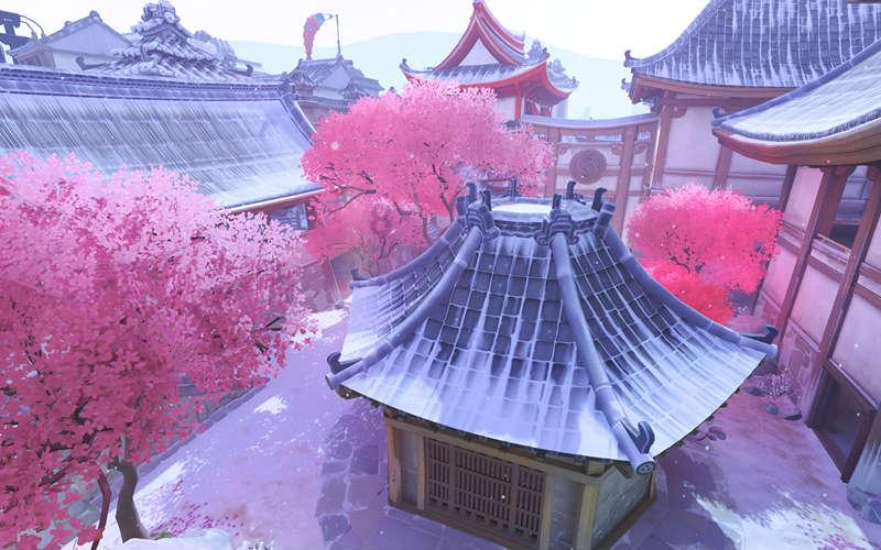 困在俱乐部的少女